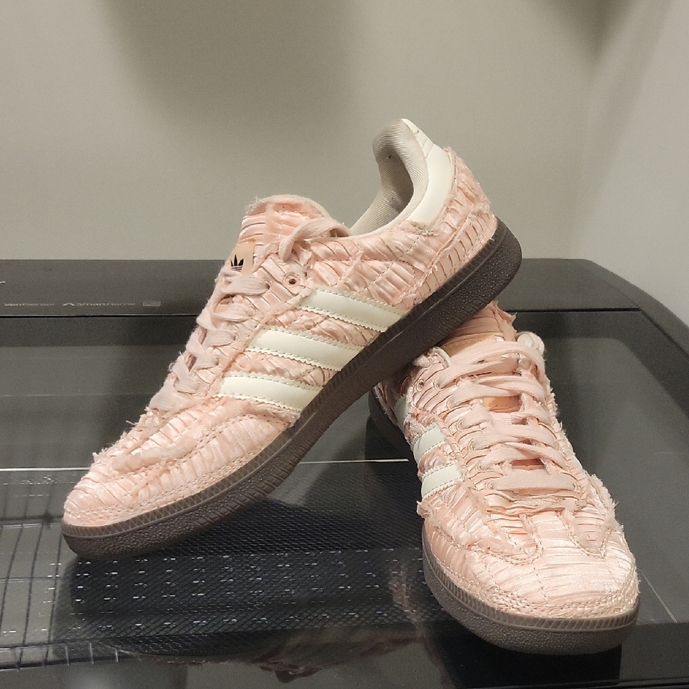 Addias×Reverie Caroline Hu Collarberate  Women's Textured Pink Sneakers